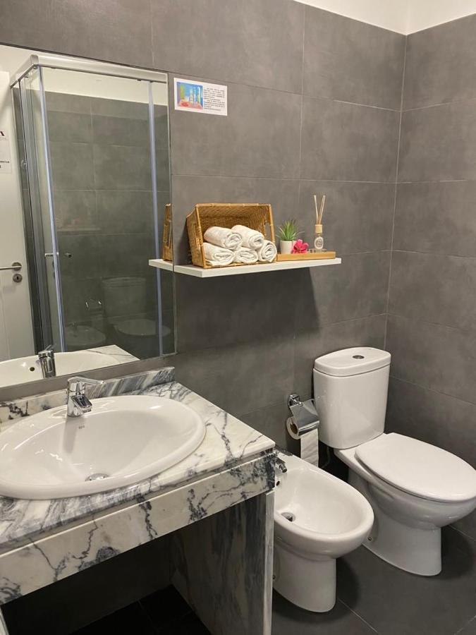 Good Time Airport In Lisbon Hotell Exteriör bild