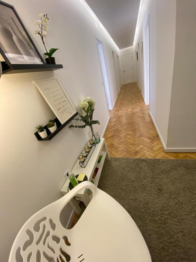 Good Time Airport In Lisbon Hotell Exteriör bild
