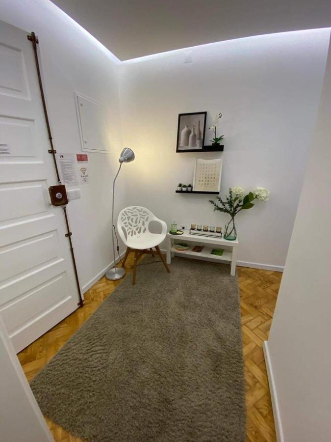 Good Time Airport In Lisbon Hotell Exteriör bild