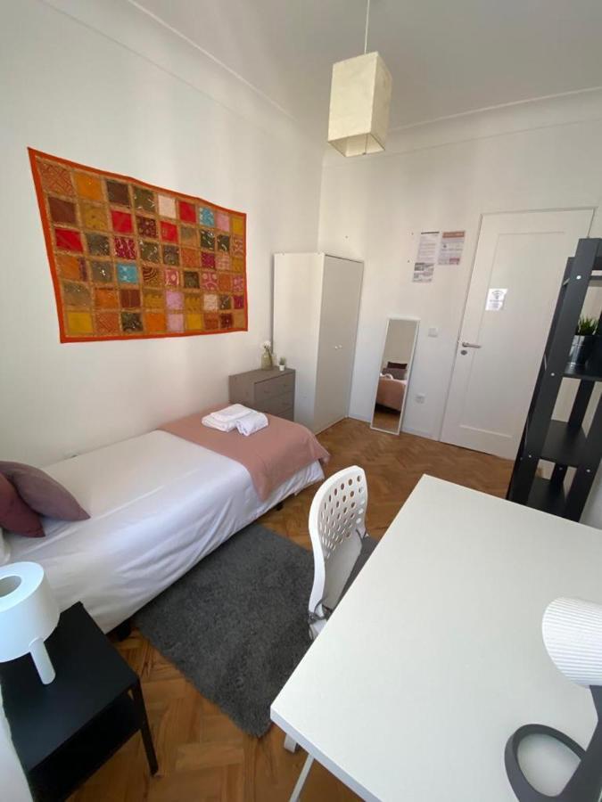 Good Time Airport In Lisbon Hotell Exteriör bild