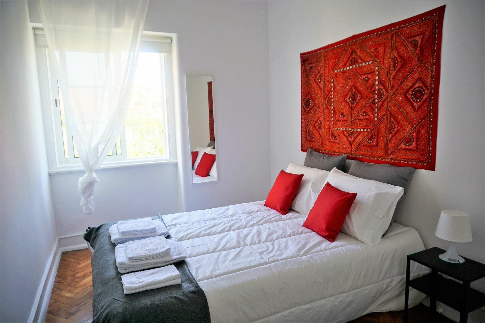 Good Time Airport In Lisbon Hotell Exteriör bild